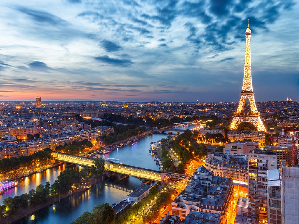 (Shqip) PARIS DHE MYNIH